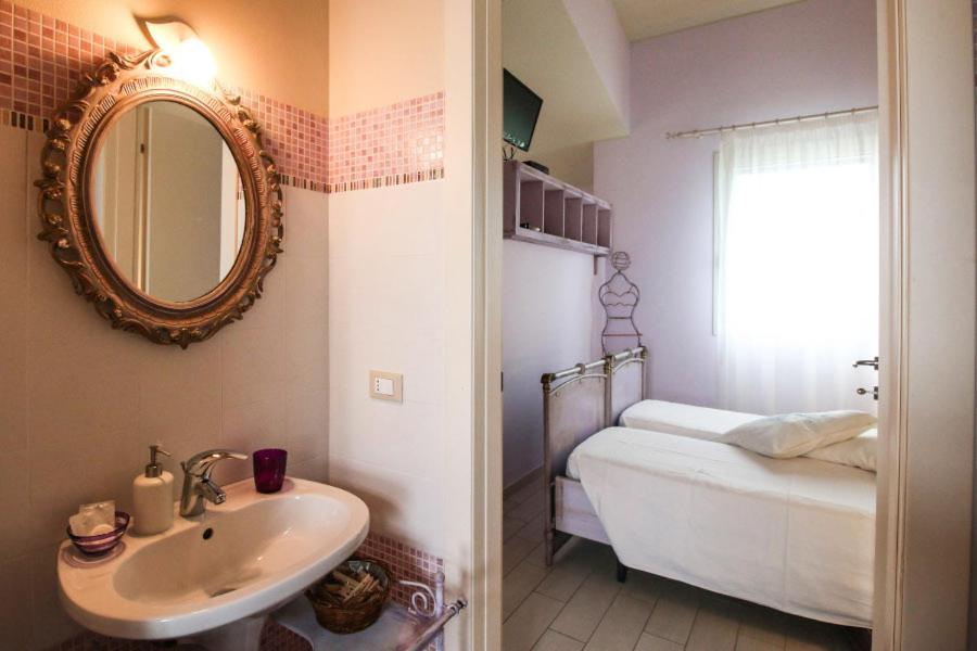 Lucciole Nella Nebbia Hotel Stellata Kültér fotó